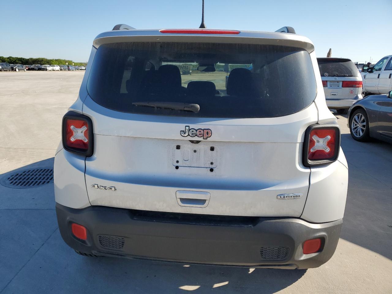 2018 JEEP RENEGADE L - Фото 6
