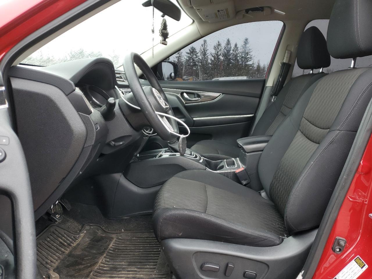 2017 NISSAN ROGUE SV - Image 7