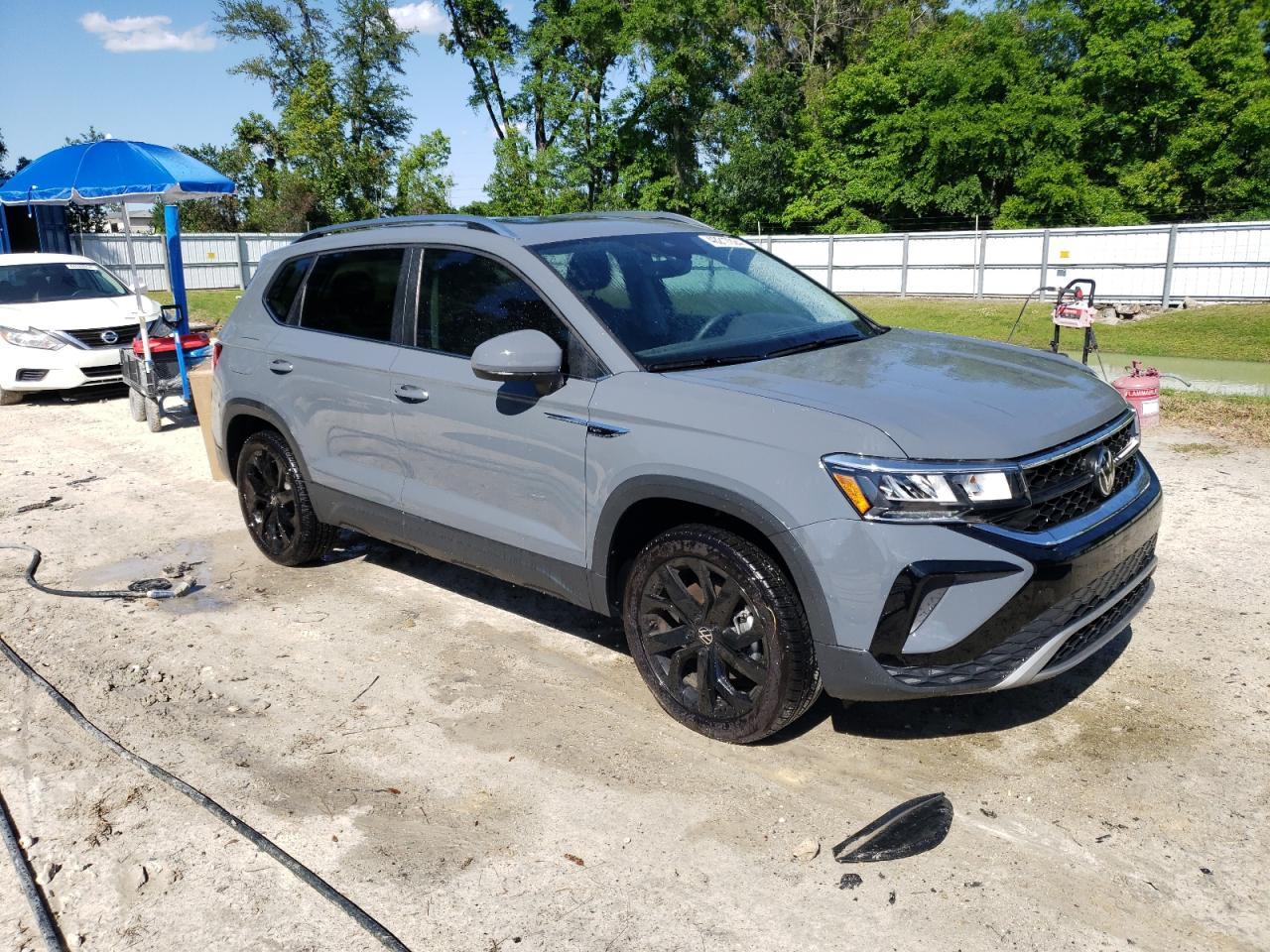 2023 VOLKSWAGEN TAOS SE - Image 4