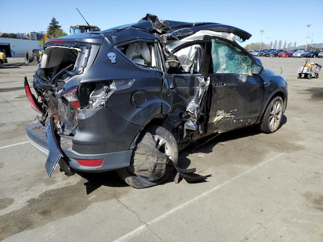 2017 FORD ESCAPE SE - Фото 3