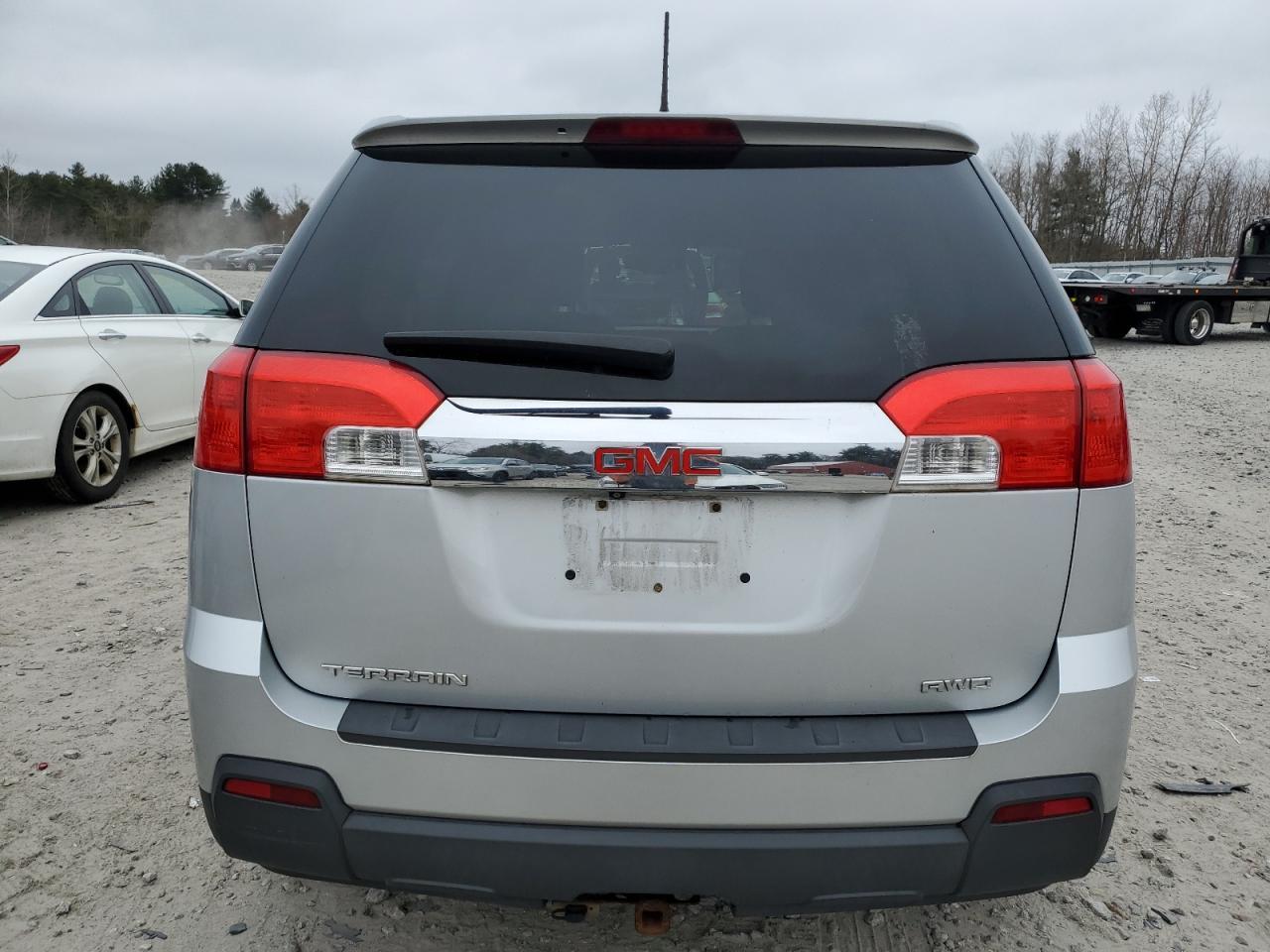 2014 GMC TERRAIN SL - Image 6