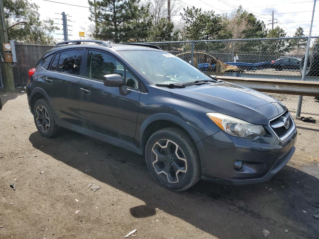 2015 SUBARU XV CROSSTR - Image 4