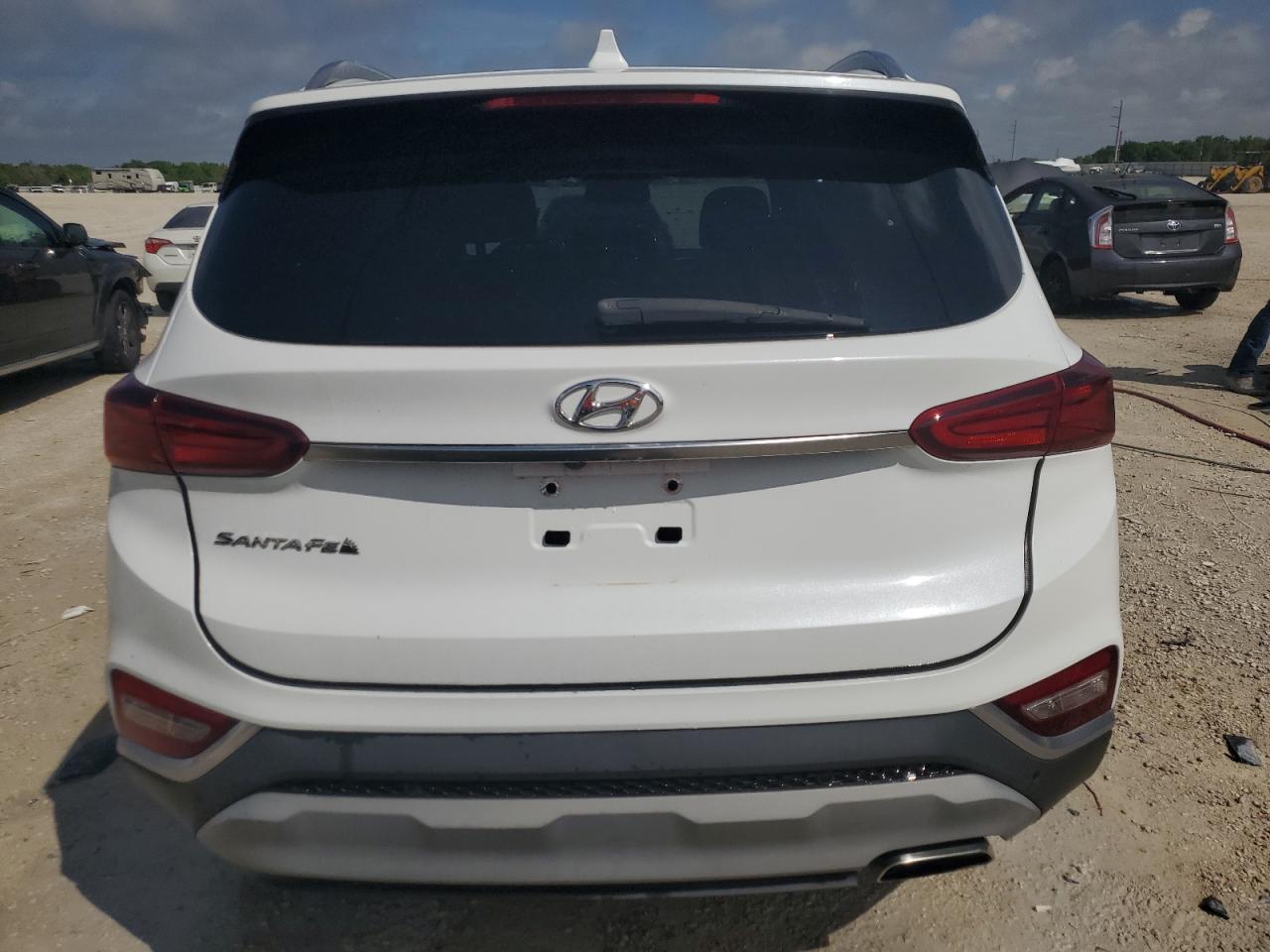 2020 HYUNDAI SANTA FE S - Image 6