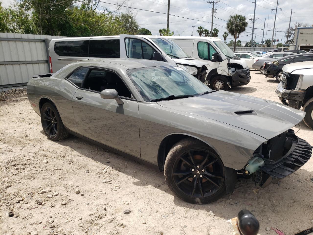2017 DODGE CHALLENGER - Фото 4