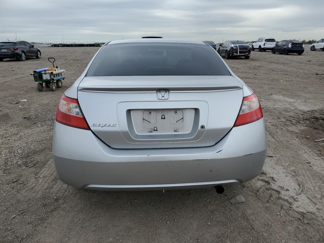 2011 HONDA CIVIC LX - Image 6