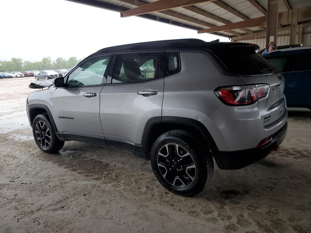 2019 JEEP COMPASS TR - Фото 2