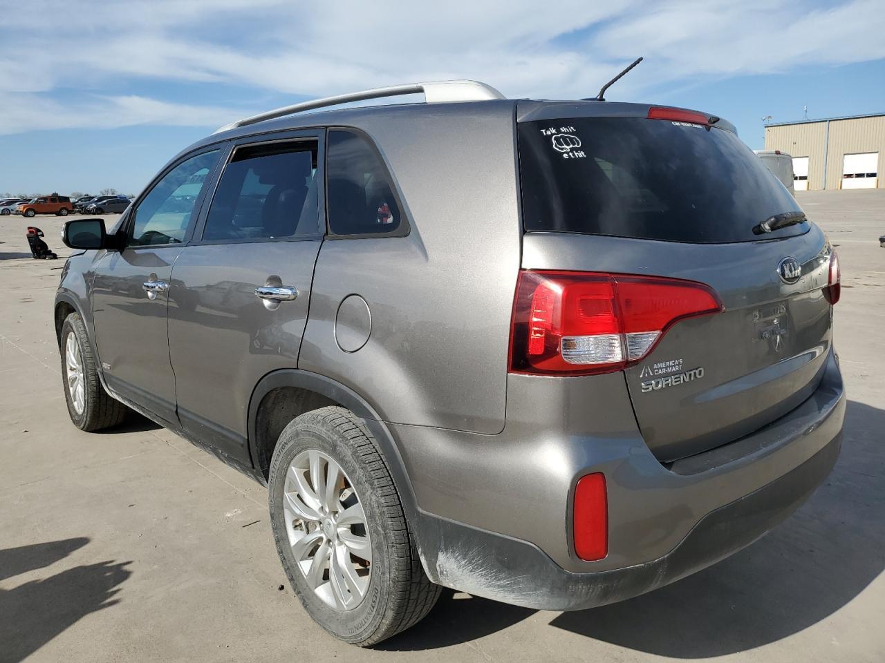 2015 KIA SORENTO LX - Image 2