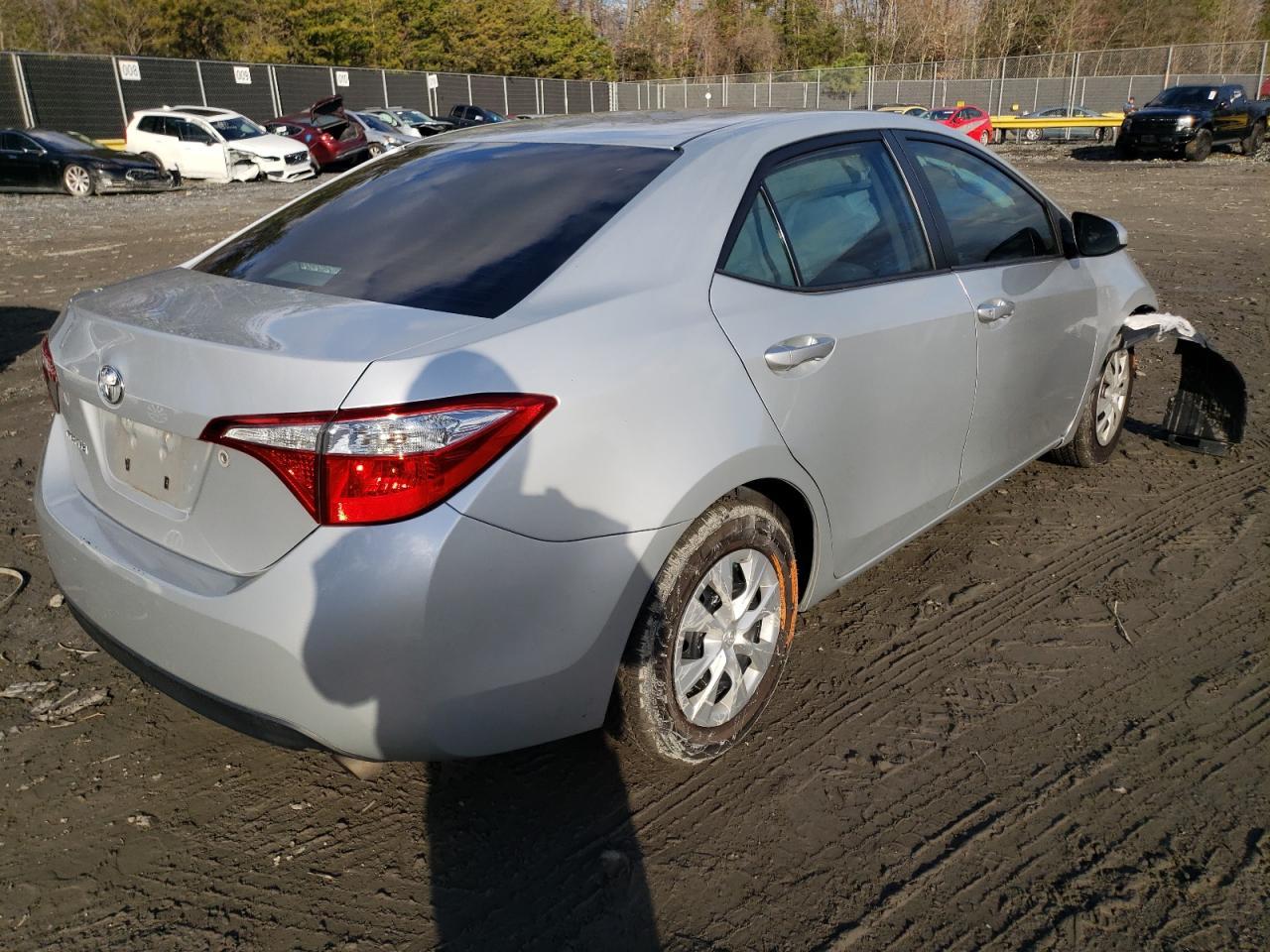2015 TOYOTA COROLLA L - Image 3