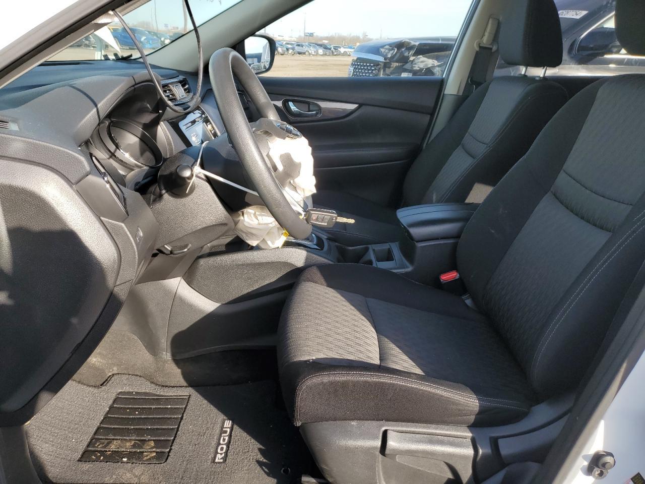 2017 NISSAN ROGUE S - Фото 7