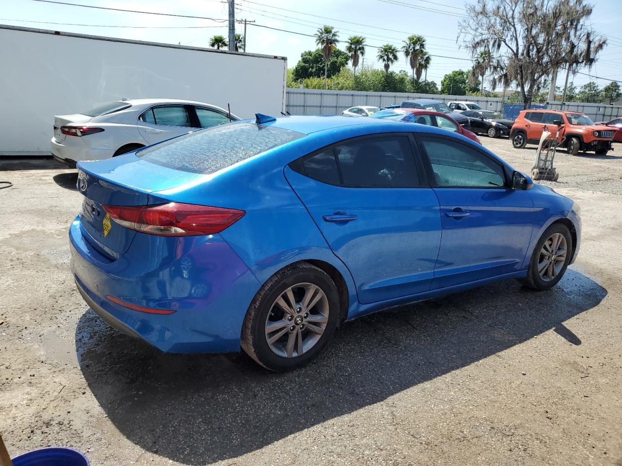 2017 HYUNDAI ELANTRA SE - Фото 3