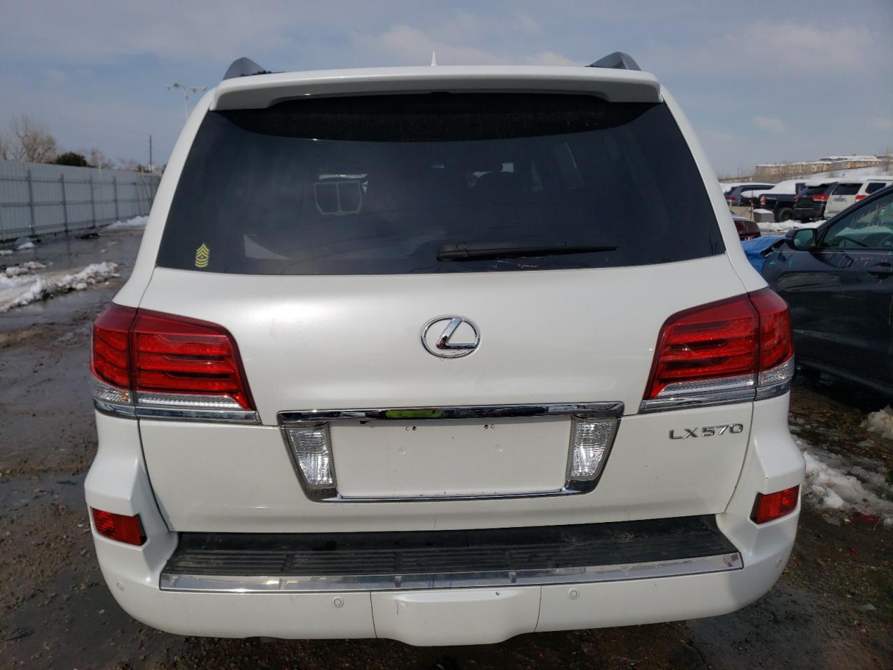 2015 LEXUS LX 570 - Image 6