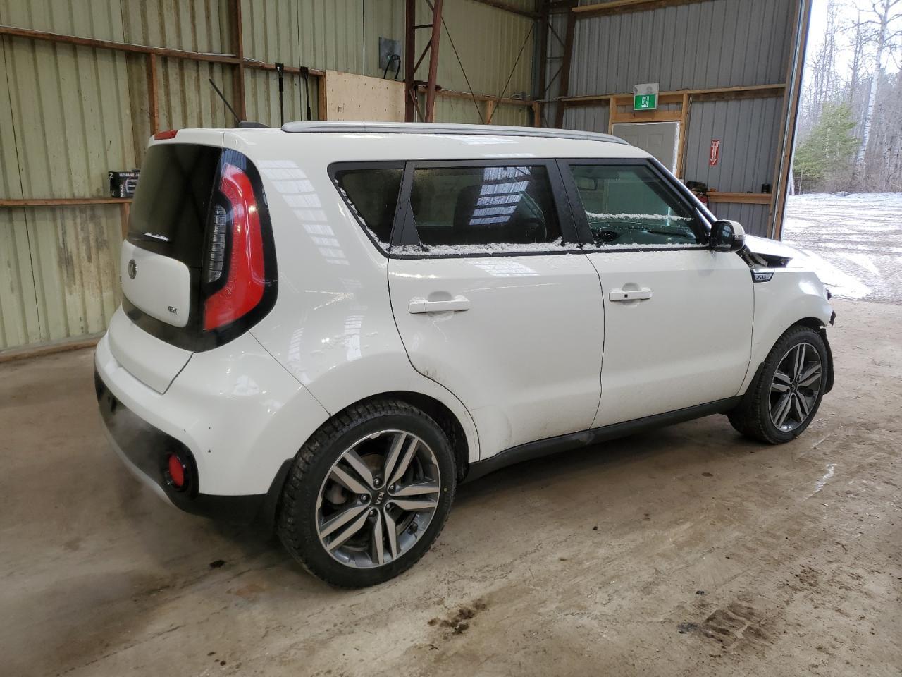 2017 KIA SOUL + - Фото 3