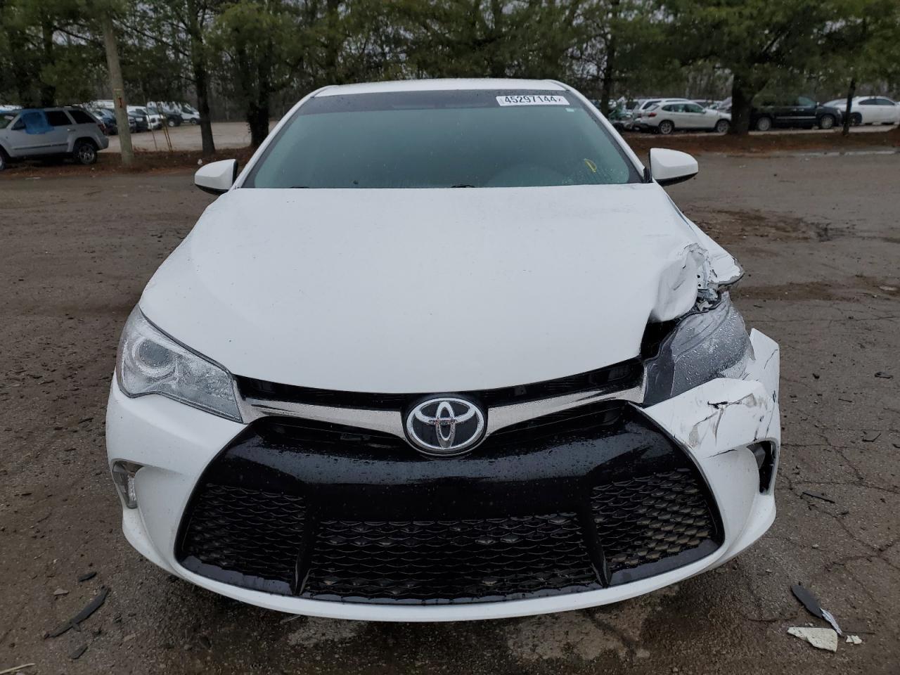 2016 TOYOTA CAMRY LE - Фото 5