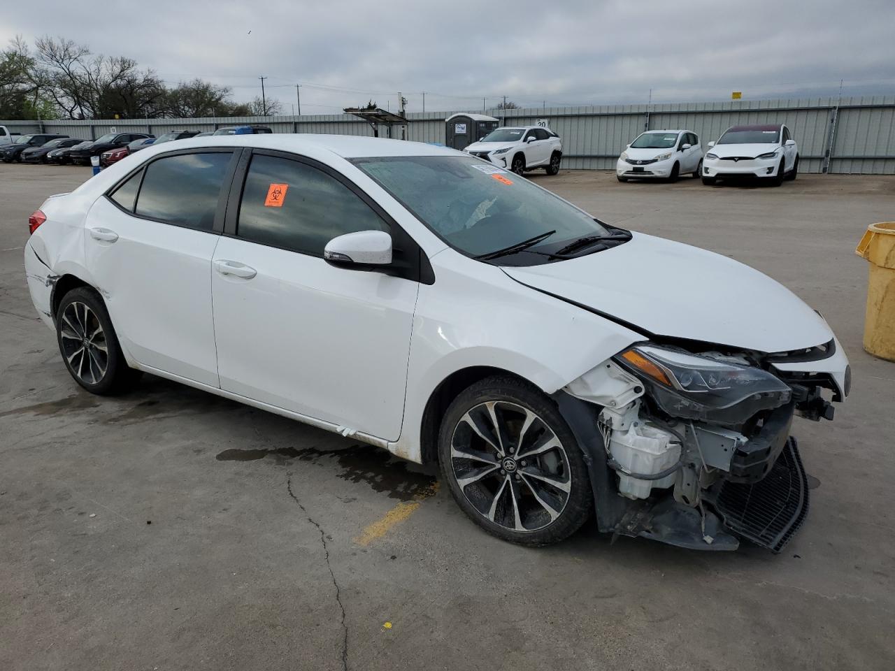 2019 TOYOTA COROLLA L - Фото 4