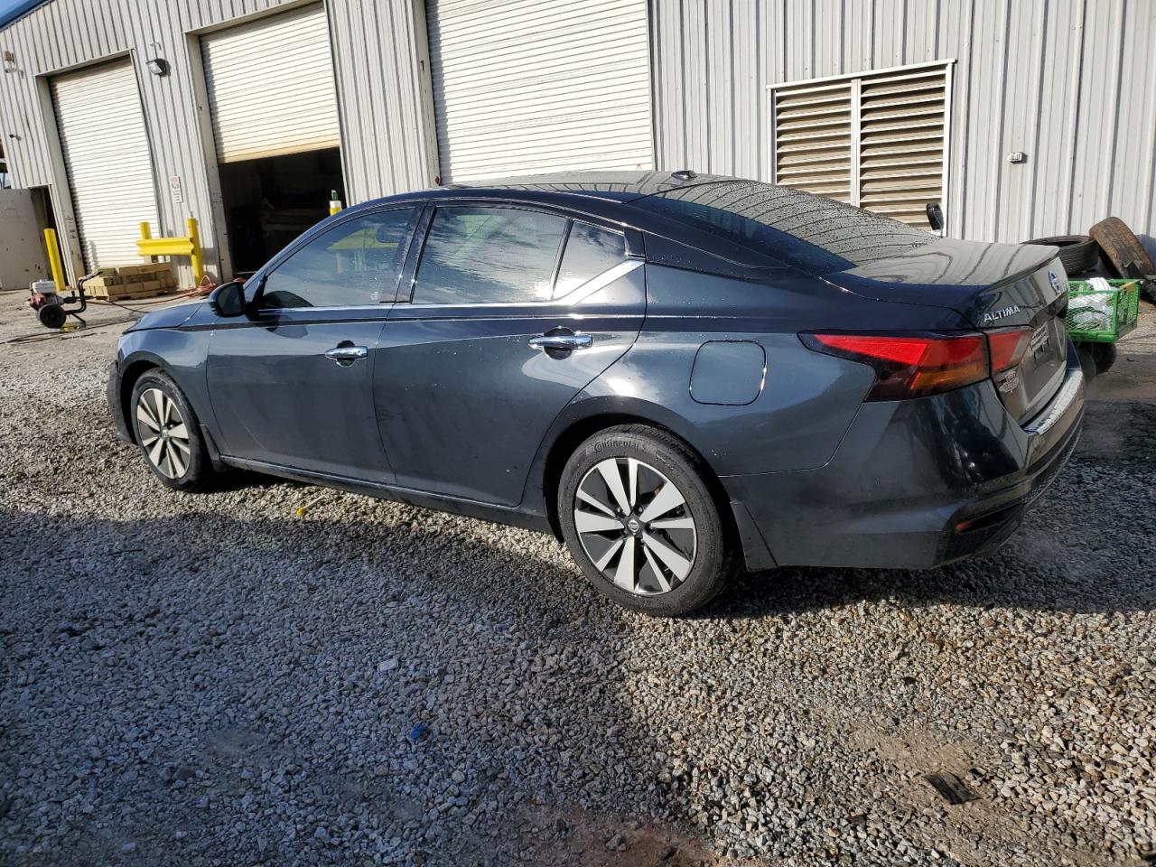 2020 NISSAN ALTIMA SV - Фото 2