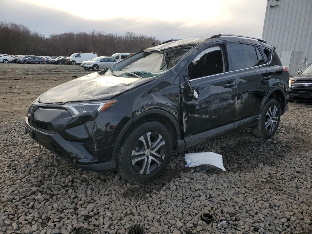 2018 TOYOTA RAV4 LE