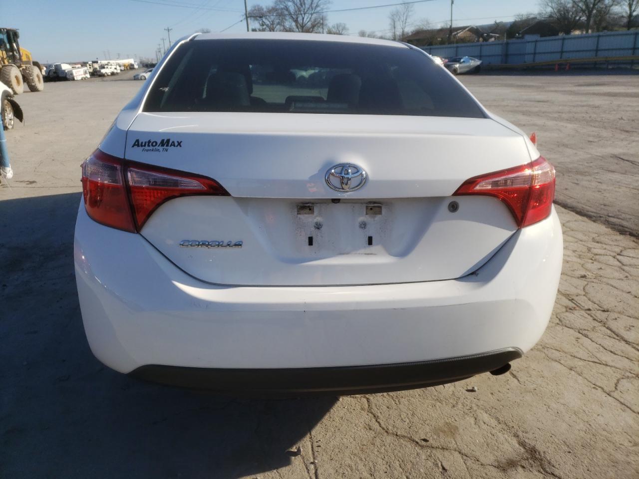 2018 TOYOTA COROLLA L - Фото 6