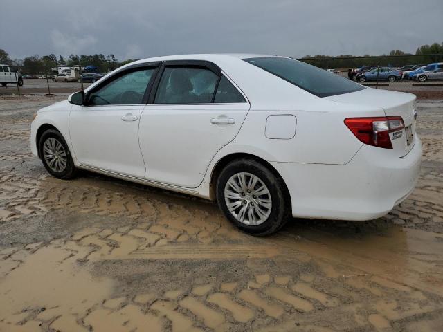 2014 Toyota Camry L - Фото 2