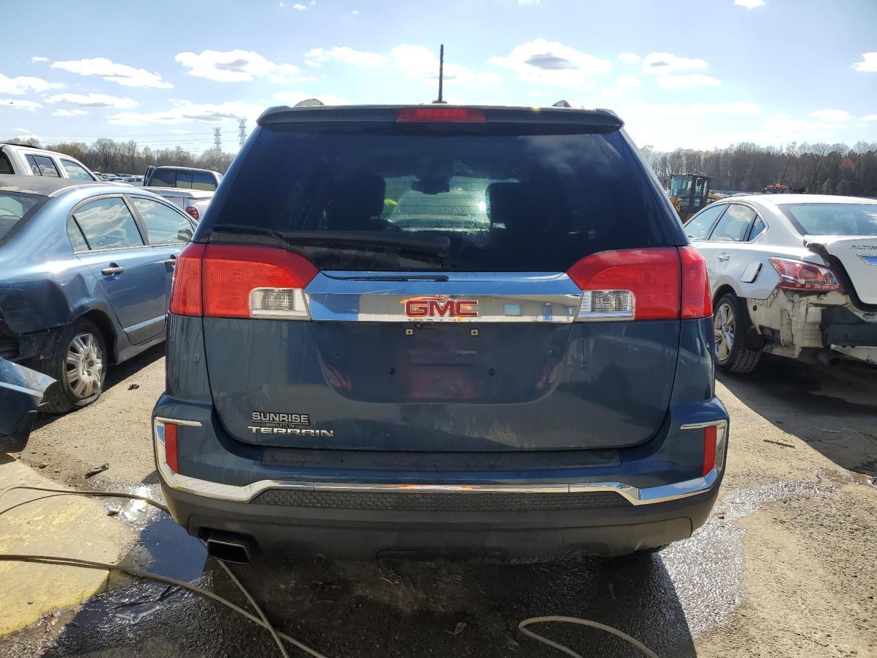 2016 GMC TERRAIN SL - Image 6