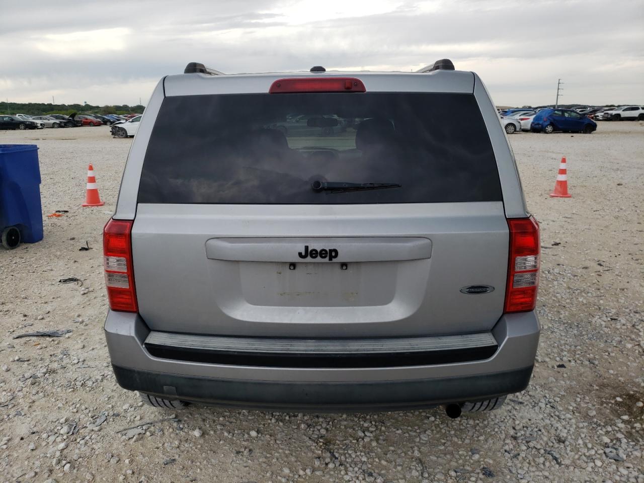 2014 JEEP PATRIOT SP - Image 6