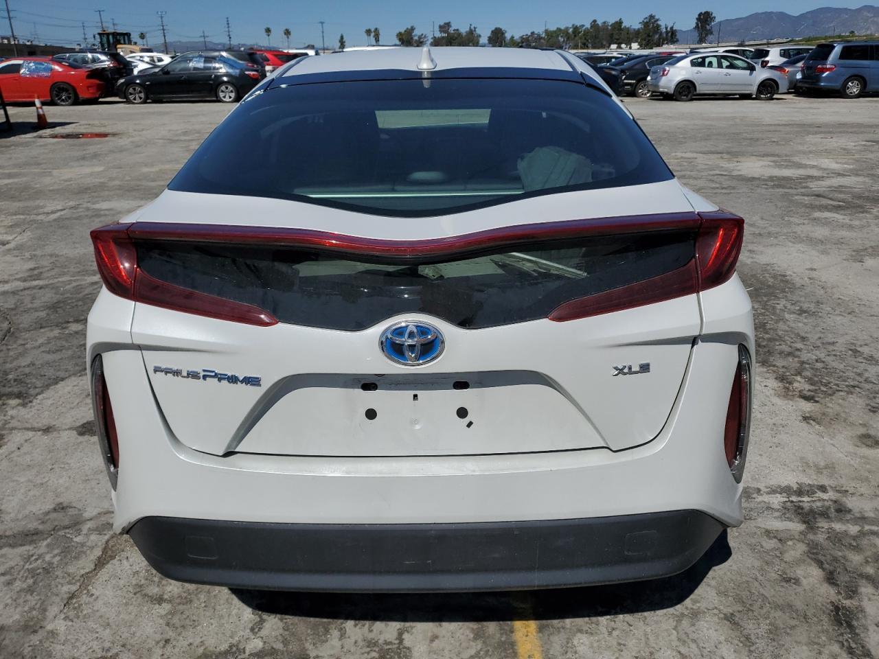 2022 TOYOTA PRIUS PRIM - Image 6