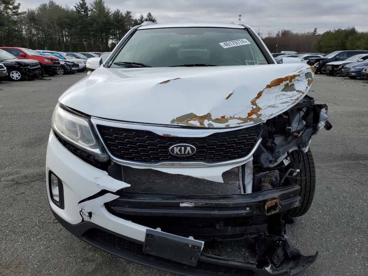 2014 KIA SORENTO LX - Image 5