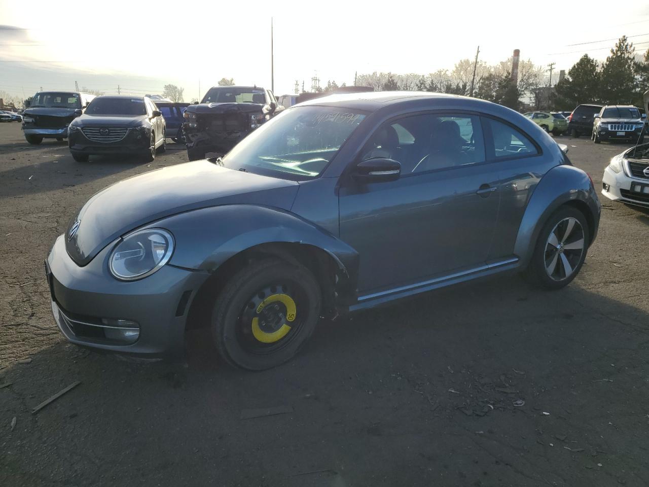2012 VOLKSWAGEN BEETLE TUR