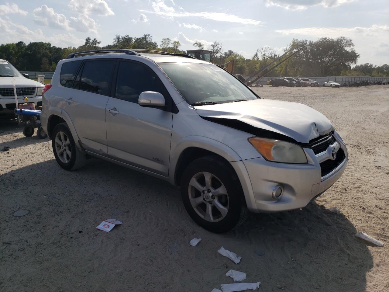2011 TOYOTA RAV4 LIMIT - Фото 4