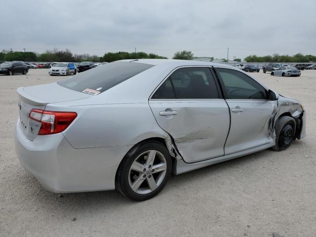 2014 Toyota Camry L - Фото 3