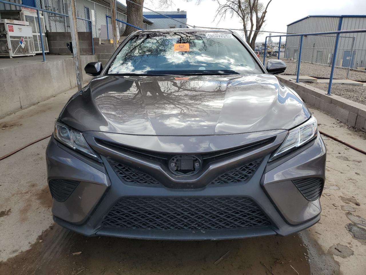 2020 TOYOTA CAMRY SE - Image 5