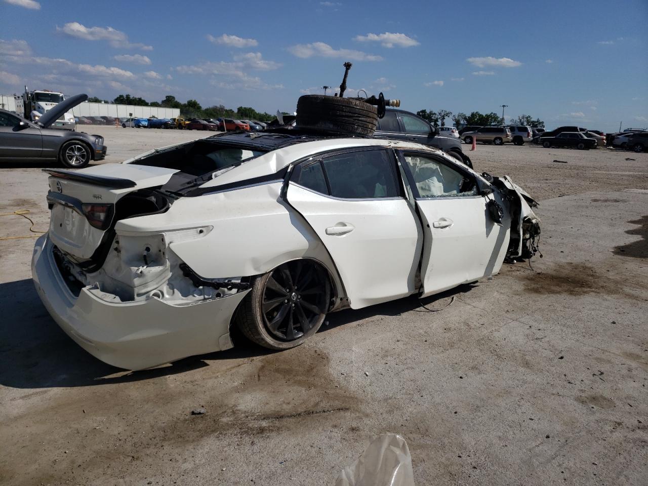 2019 NISSAN MAXIMA S - Фото 3