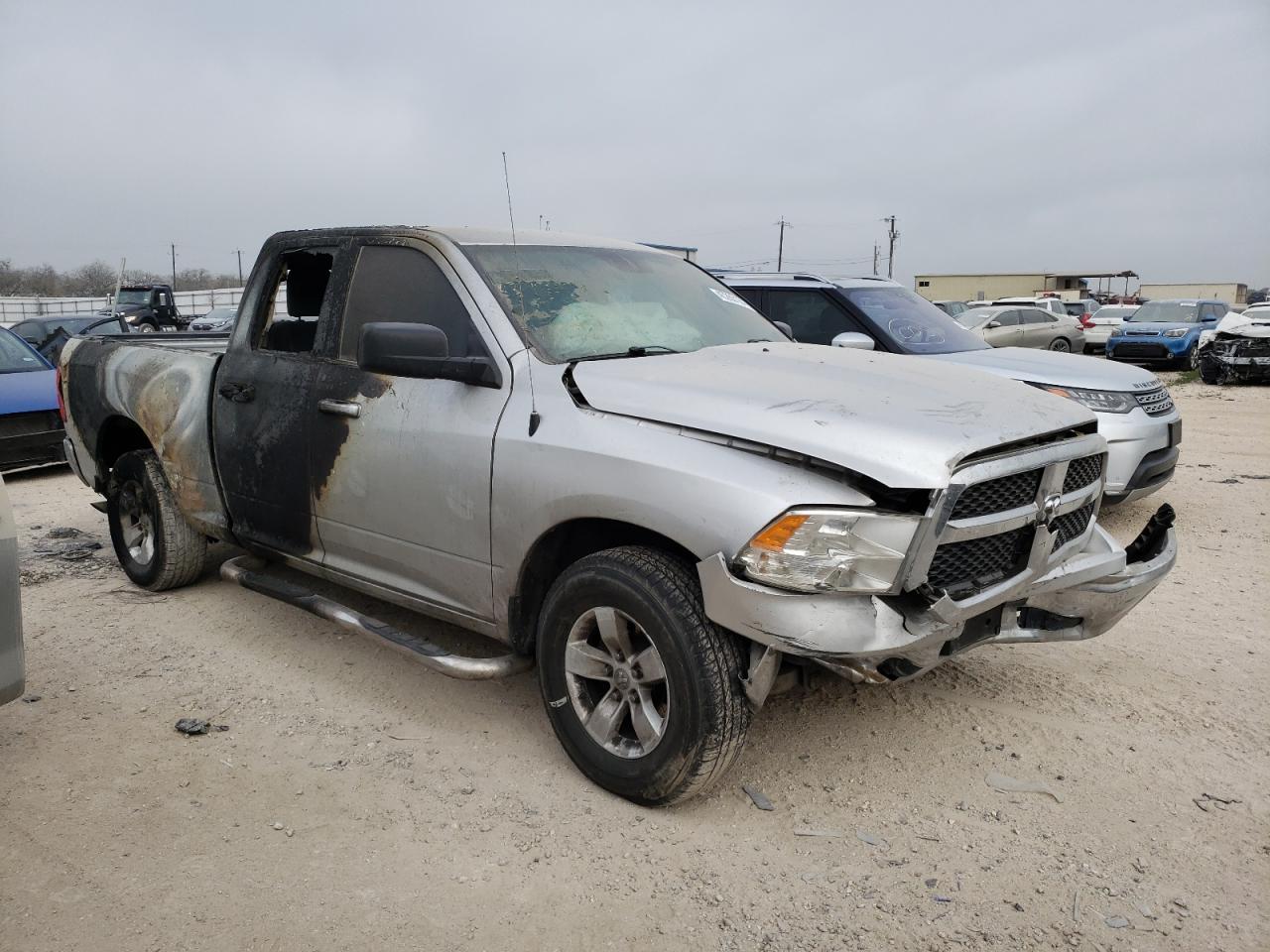 2017 RAM 1500 SLT - Image 4