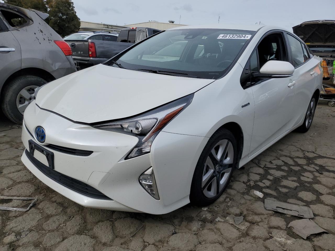 2016 TOYOTA PRIUS car image