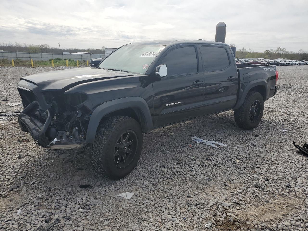 2017 TOYOTA TACOMA DOU