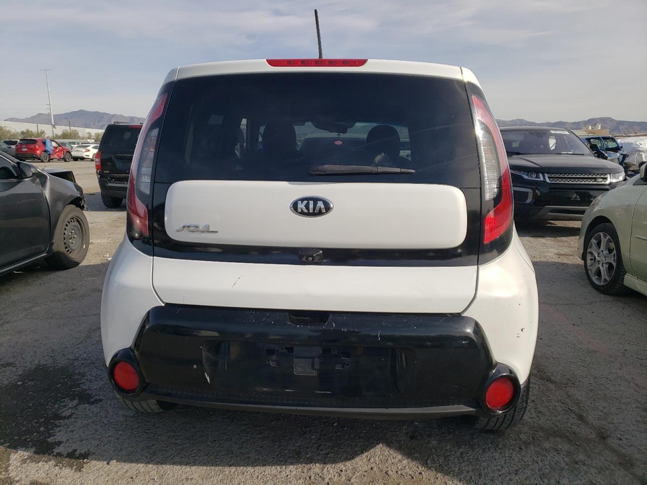 2016 KIA SOUL + - Фото 6