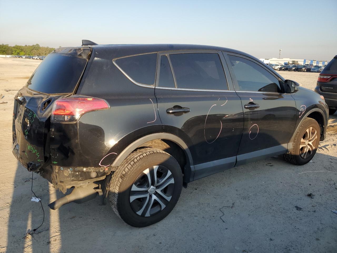 2018 TOYOTA RAV4 LE - Image 3