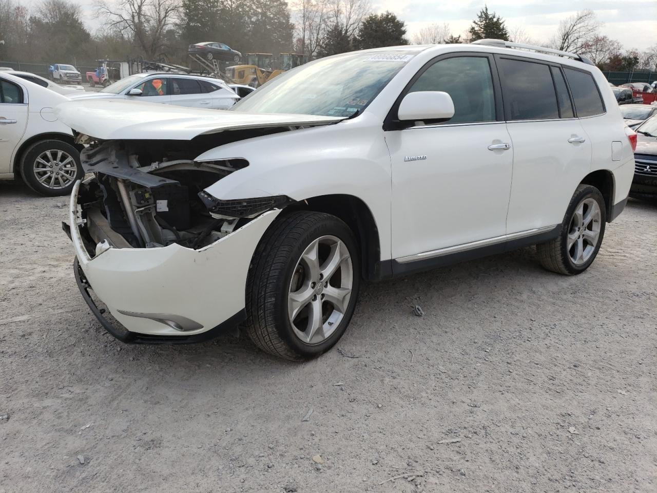 2011 TOYOTA HIGHLANDER