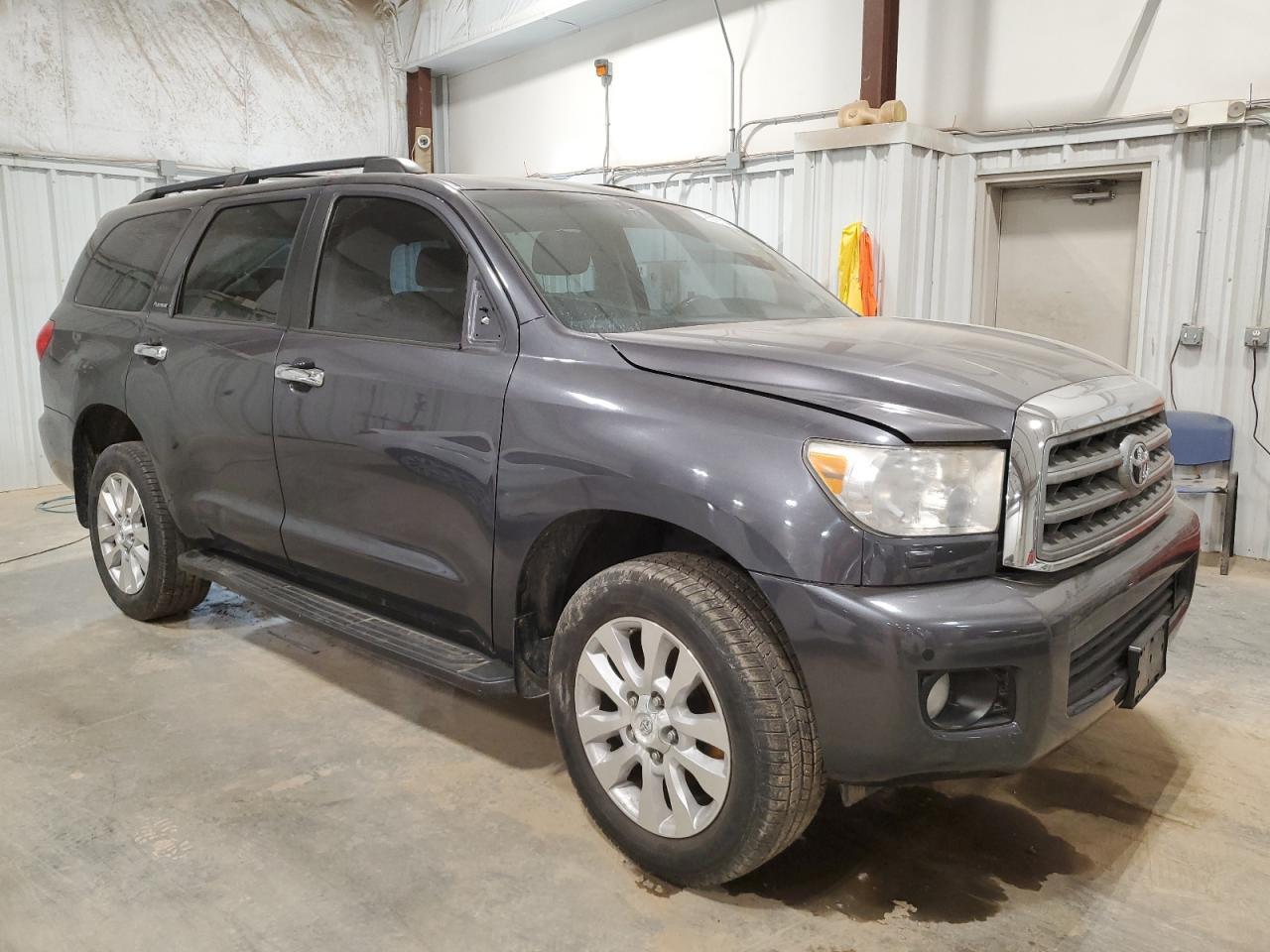 2014 TOYOTA SEQUOIA PL - Фото 4