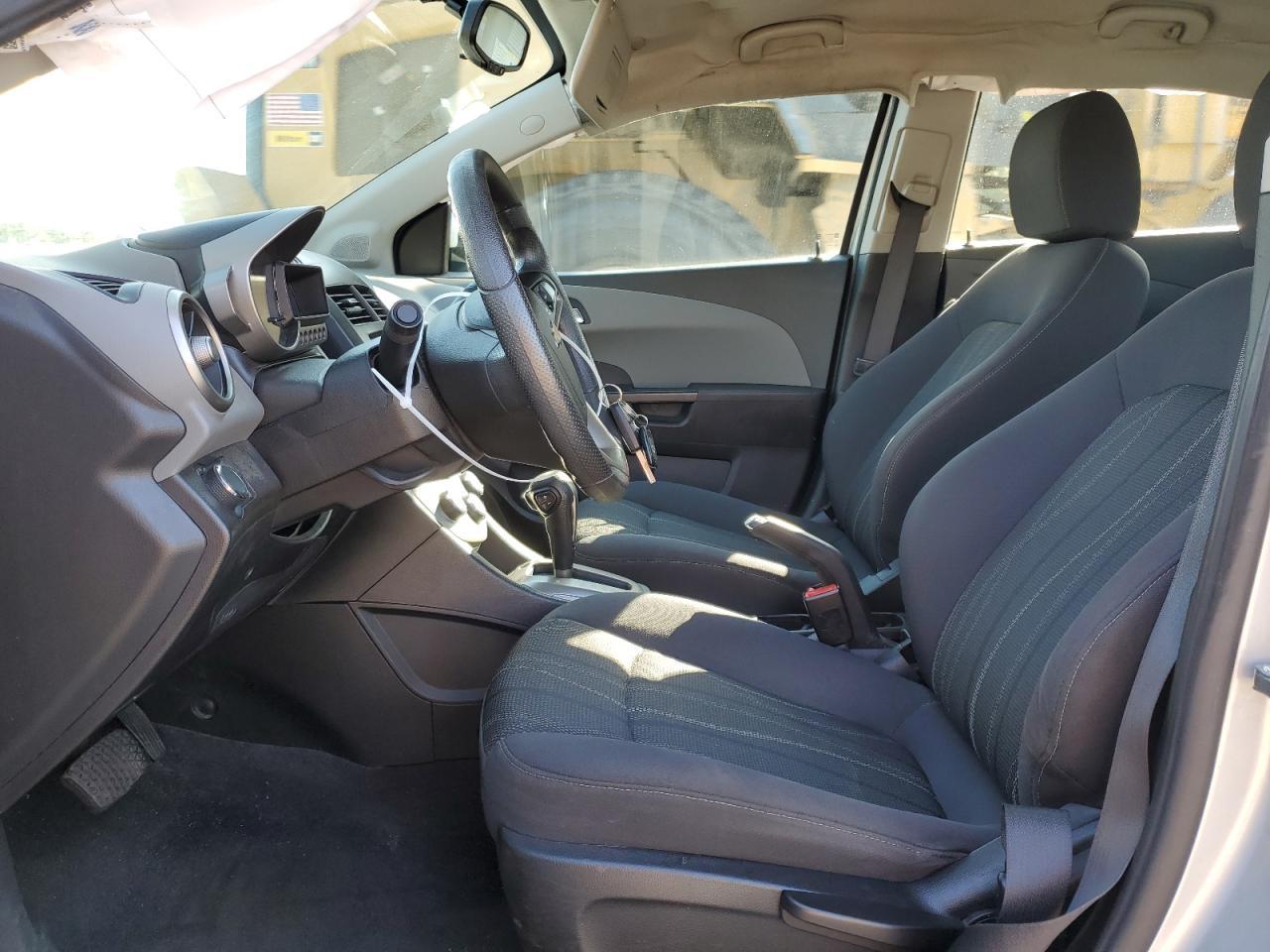 2016 CHEVROLET SONIC LT - Image 7