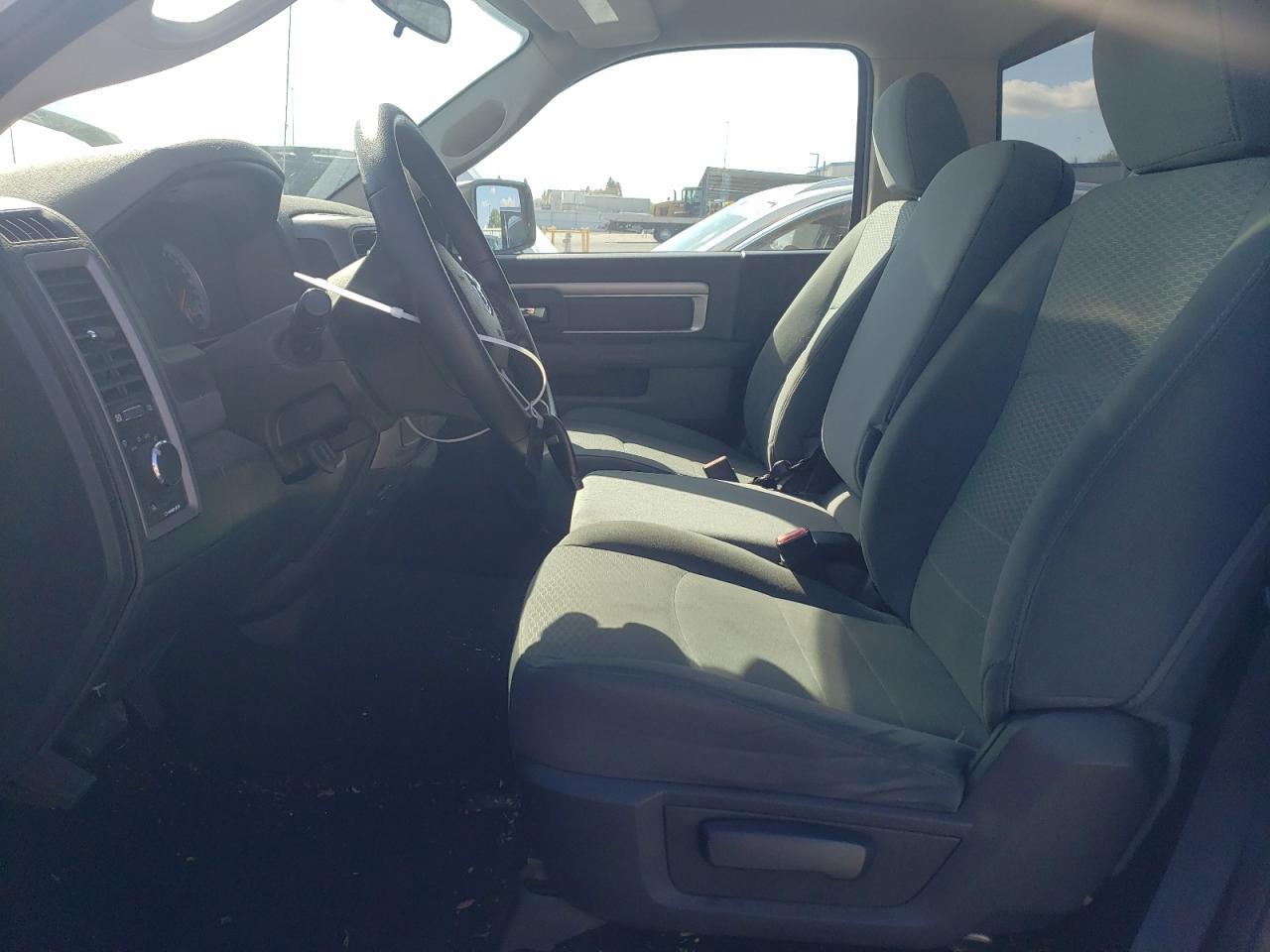 2014 RAM 1500 ST - Image 7
