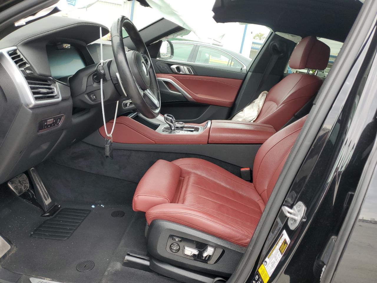 2022 BMW X6 XDRIVE4 - Фото 7