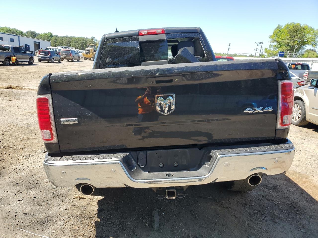 2017 RAM 1500 LARAM - Image 6
