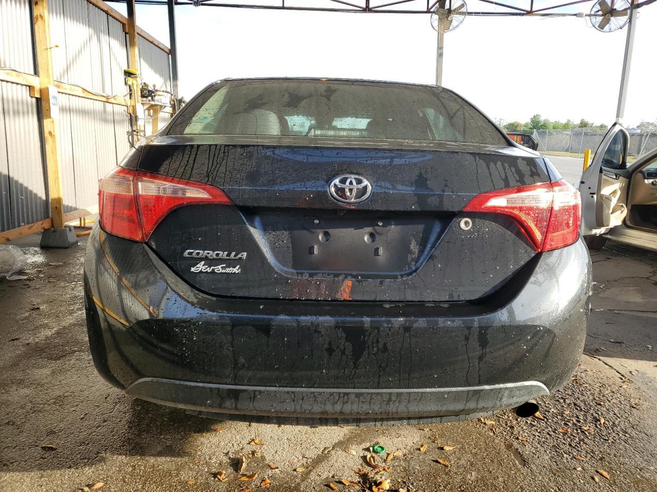 2018 TOYOTA COROLLA L - Image 6