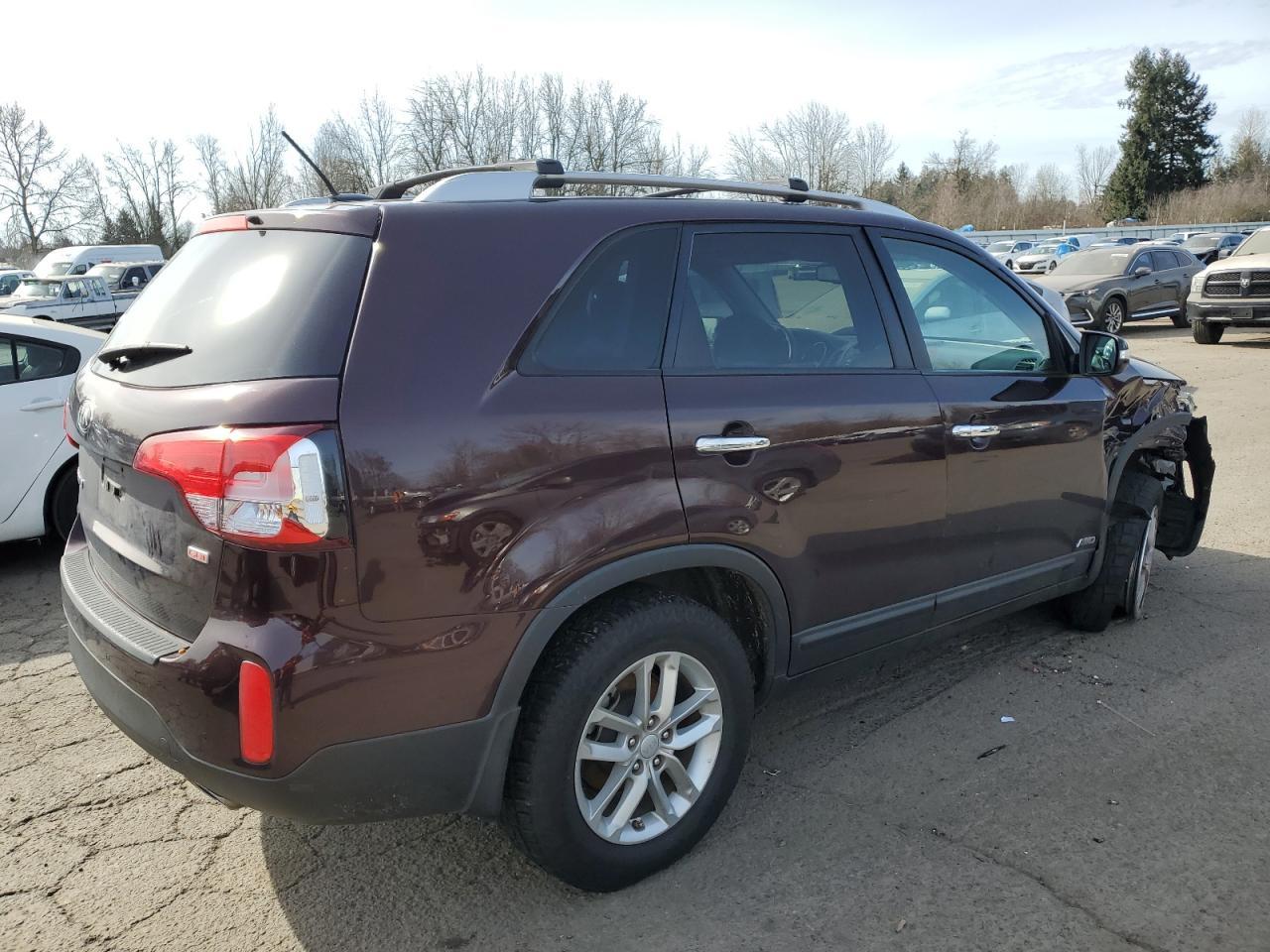 2014 KIA SORENTO LX - Image 3