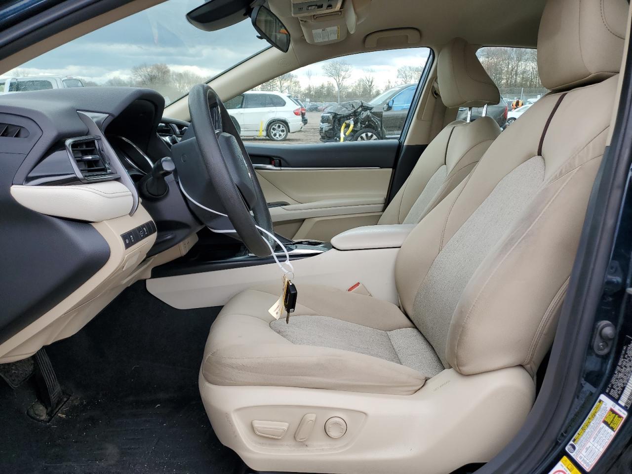 2019 TOYOTA CAMRY L - Image 7