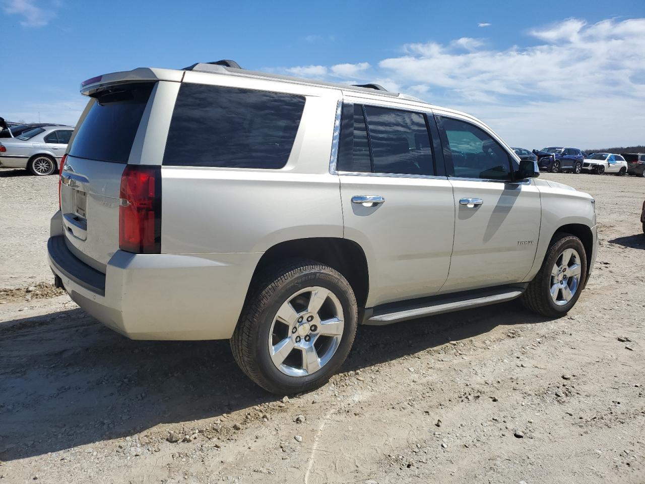 2015 CHEVROLET TAHOE C150 - Фото 3
