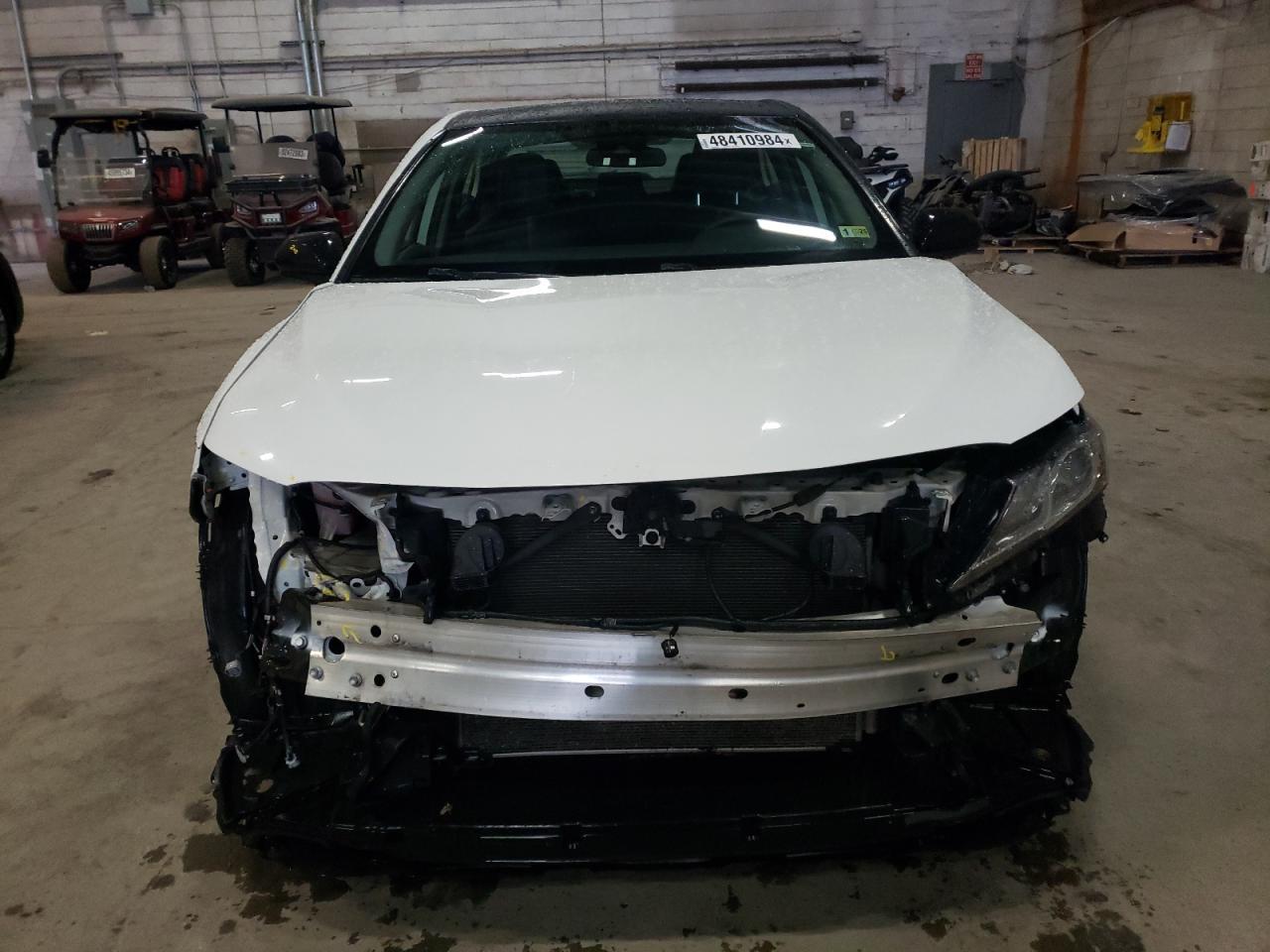2020 TOYOTA CAMRY SE - Image 5