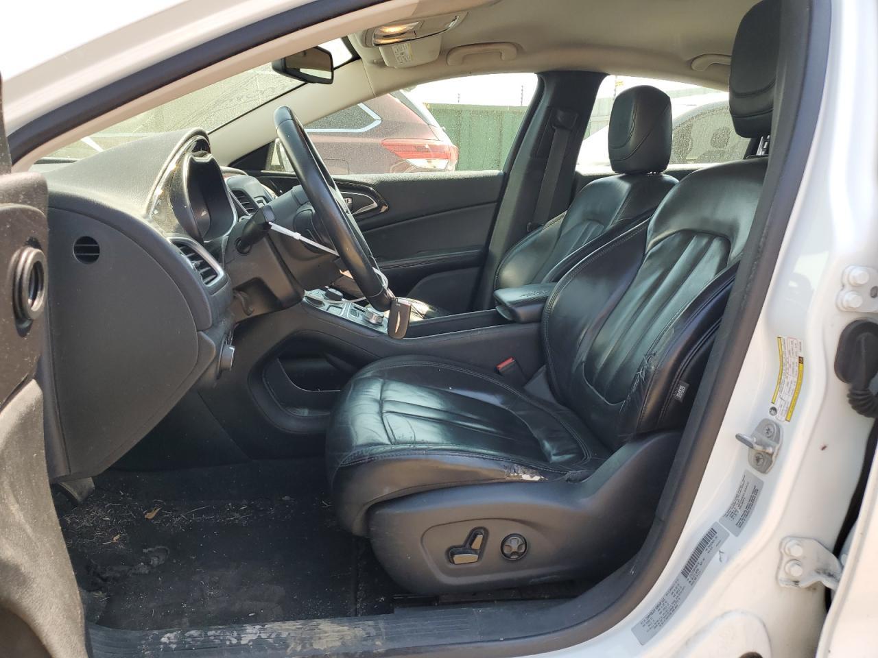 2015 CHRYSLER 200 C - Image 7