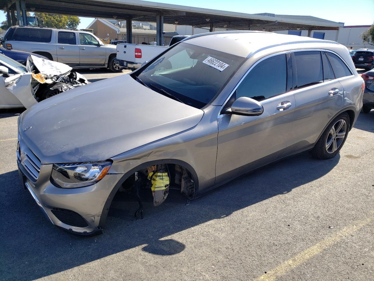 2019 MERCEDES-BENZ GLC 300 4M