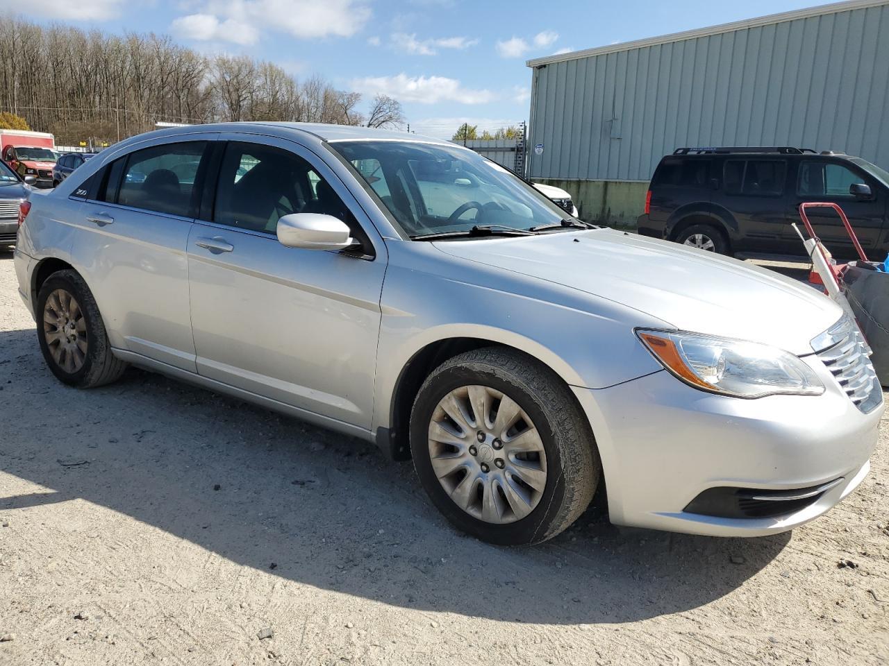 2012 CHRYSLER 200 LX - Image 4
